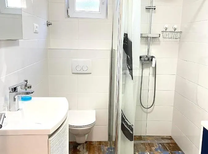 Tanja & Bianca 아파트 *