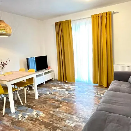 Lägenhet Tanja & Bianca